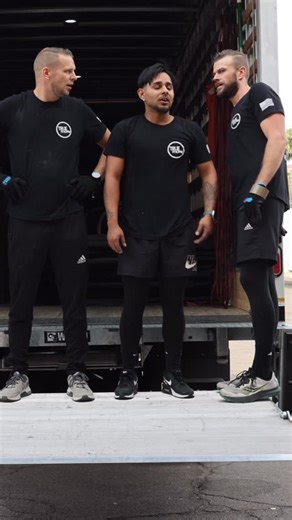 True Move Moving Service on Instagram: "Happy Monday. Let make some moves 💪🏼 #truemove #moving #movetoaz #relocate #movingmadeeasy"