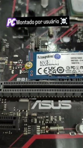 This is what a user-assembled computer looks like... 🤡