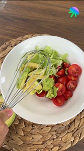 Easiest Way to Scoop an Avocado | Genius Craft