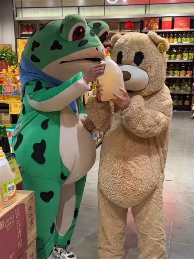 Funny Bear Moments That Will Make You Laugh