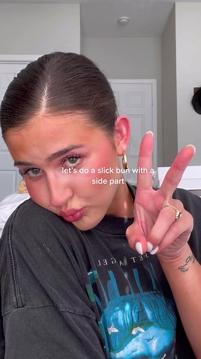 Slick Bun Tutorial: Side Part vs. Middle Part