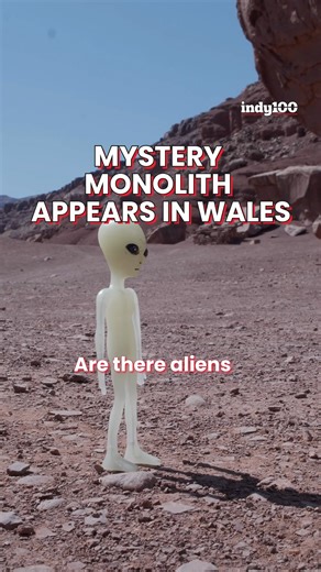 A mystery monolight in Hay Bluff, Wales, has sparked concerns over Alien activity... #aliens #haybluff #wales #ufo | indy100.com