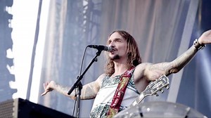 The Darkness launch life-affirming official video for Heart Explodes