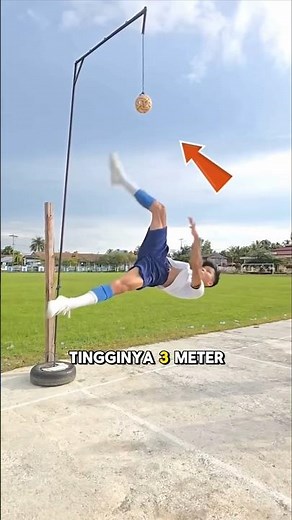 cool takraw ball kicking techniques #takraw #practice