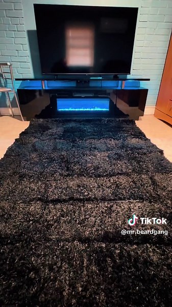 I’m SO HAPPY I bought this rug! Matches perfectly & exactly as described😁 GET YOURS ON THE LINK 😉 #fluffyrug #carpet #home #decor #tiktokshop