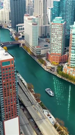 Chicago 🇺🇸 | Beautiful 4K Cityscapes