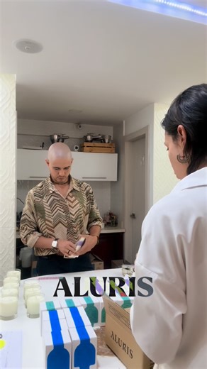 Gisse Pesantez ✦ Espiritualidad Femenina & Creación Consciente on Instagram: "Soy mujer creadora y emprendedora No vine a sobrevivir haciendo, vine a crear desde mi energía, mi visión y mi verdad El dinero no es solo estrategia Es identidad, merecimiento y relación con tu poder personal Cuando tu energía se ordena, la abundancia deja de ser lucha y se vuelve consecuencia En The Shakti Code trabajamos profundamente el vínculo entre 💫 dinero 🔥 emprendimiento 🌱 abundancia para que tu negocio sos