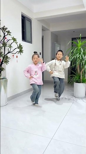 Cute Kids Dance the Night Away in Easy Square Dance