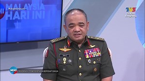 Dengarkan perkongsian dari Panglima Tentera Darat, Jeneral Tan Sri Dato’ Muhammad Hafizuddeain bin Jantan dalam rancangan Malaysia Hari Ini pada 27 Februari 2024. Warga Segamat, jangan lepaskan peluang untuk hadir ke Dataran Segamat, Johor bermula 29 Februari hingga 1 Mac bagi sama-sama memeriahkan Sambutan Hari Tentera Darat Ke-91. GAGASAN TENTERA DARAT DAN RAKYAT, KEKAL SIAGA #TenteraDaratMalaysia #GagahSetia #HTD91 #KekalSiaga | Tentera Darat Malaysia