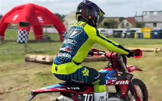 Super Enduro直线节奏挑战 KTM & GASGAS震撼登场！