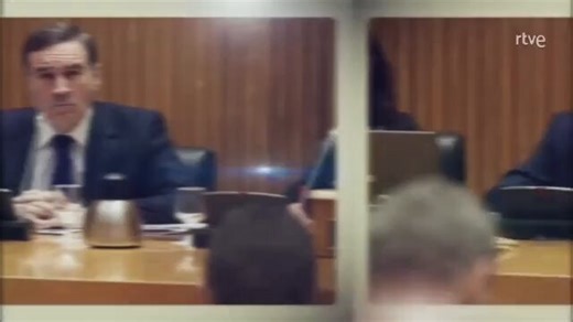 Siempre tiene que hablar el que más tiene que callar...Un tipo que se viste con un corpiño de mujer con una zanahoria metida en el culo y una chica meandole en la cara xq le gusta la lluvia dorada aún tiene más que decir, verdad @pedroj_ramirez ?