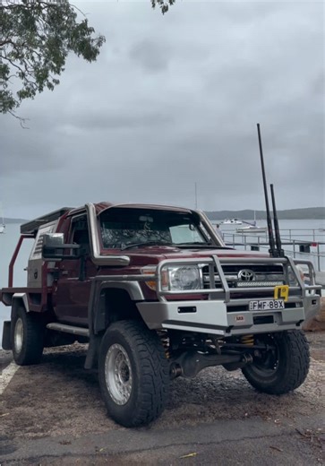 Transforming a Toyota 79 Series Land Cruiser with Custom Upgrades