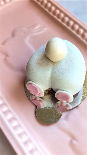 Easter Bunny Mousse Cake 🐰 | Chocolate, Strawberry & Pistachio