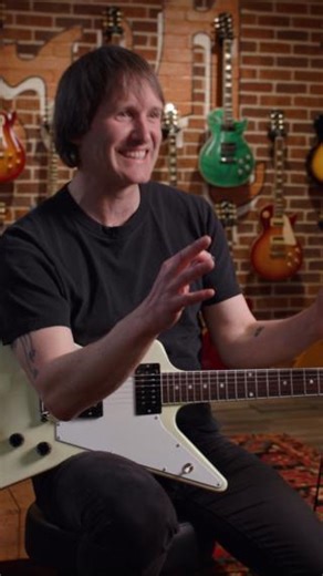 We’re joined by Tim Wheeler from Ash to talk through his experience of using MESA/Boogie gear throughout his career. Watch how he dials in his tone on a Fillmore 25 head and learn how to get the Ash guitar tone as heard on tracks like "Shining Light" and more. Catch the full video over on YouTube: https://youtu.be/HKWYBb6NTsM MESA/Boogie gear is now available throughout Europe from selected dealers, at the Gibson Garage London and at mesaboogie.com | Mesa Boogie