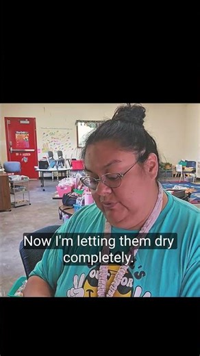 E6000 Glue Hack #teacherlife #teachingcommunity #elementary #teachers #classroom