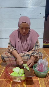 Ikutin kegiatan Random aku hari ini yuk | Tri Yani