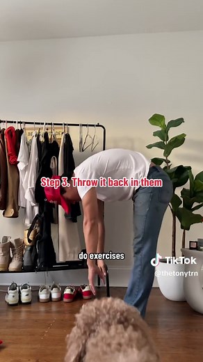 How to stretch out jeans that are way too tight #diy #howto #tutorial #jeans #stretchingjeans