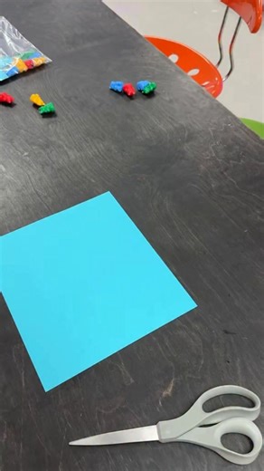 If you’re like me you probably have thousands of counting bears (or similar things) floating around. I swear those bears multiply at night…so here’s a fun way to use some of those manipulatives to practice addition! Comment ADD for a link to more addition ideas! | Kindergarten Smorgasboard