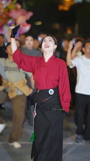 wengmu, the Tibetan dance goddess