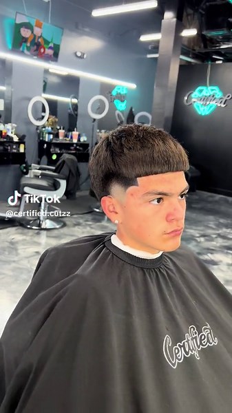 Low bald taper 🥵🥶🥶 Slide up for them 📲📲 Instagram-Certified.cutzz • #dallas #texas #sharpfades #dallasbarber #bestfade #bestfade #barbershop #dallasbarber #hairstyle #haircut #explore #explorepage #barberindallas #bossmandlow @bossman._dlow