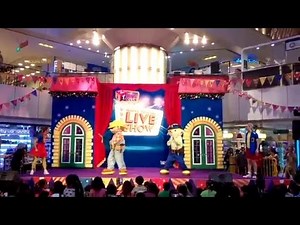 Christmas Show 2015: Bob the builder, Mike the knight and Barney at United Square Mall (part 1 of 4)