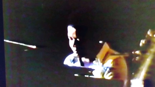 Bill Withers 1972 Lean On Me Live