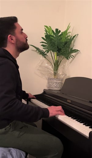 @fadel chaker @Fadel chaker Chords by me 🎹 #fadelshaker #music #piano #solo #chords