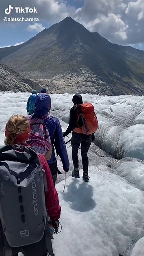 Make some memories in the Aletsch Arena #aletscharena #aletschgletscher #foryou #nature #glacier @Switzerland Tourism @valaiswallispromotion