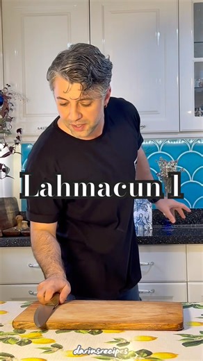 Homemade lahmacun topping—fresh, juicy, full of flavor. 🔥