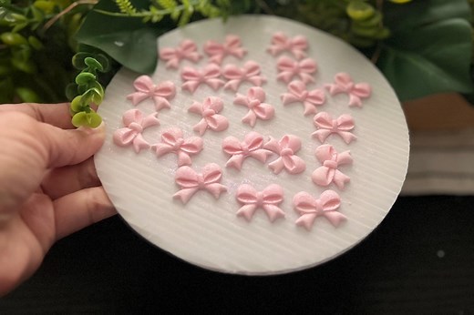 Fondant Mini Bows/edible Coquette Cupcake Toppers/ 20 Fondant Mini Bows/ Fondant Bows/edibles Fondant Bows. - Etsy