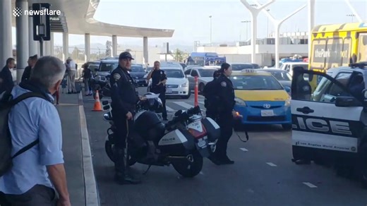 road rage lyft driver vs cab driver lax airport police called in to make the arrest at lax | Genius Cars Plus