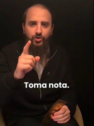 El secreto bíblico de la abundancia que casi nadie aplica 📖💰 Hay un secreto al alcance de todos… pero casi nadie lo aplica 👇 Todo son relaciones 🤝 Compras a gente 🛍 Trabajas con gente 👥 Aprendes de gente 🧠 Las relaciones son el corazón de la abundancia ❤️ Abraham vivía en una ruta clave 🗺 Pero su verdadera riqueza fue servir a los demás 🤲✨ Por eso se convirtió en una de las personas más influyentes de su tiempo 📈 Si quieres abundancia, cuida tus relaciones 💫 No por interés… sino de co