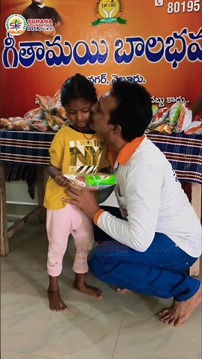 Poor Kids In India 💯 Helping Poor children | Kindness Videos | Helping Video | Food Donation #shorts