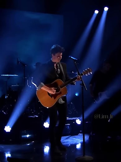 Shawn Mendes - There's Nothing Holding Me Back: Lyrics & More