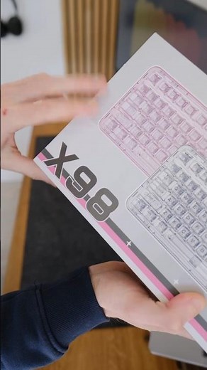 Custom mechanical keyboard assembly is so satisfying #keyboard #rgb #mechanicalkeyboard #YUNZII