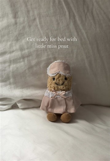 New hobby unlocked: making clothes for my Jellycat 🎀💗 @Jellycat #jellycat