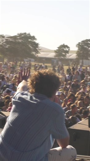 Craziest live moment ever #crowd #livemusic #singer