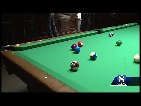 Professional billiards player beats record at Easy Street Billiards in Monterey