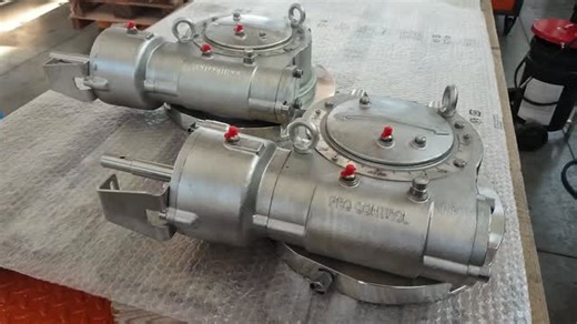 Have you ever thought it could be simpler? In offshore operations, certain challenges have become routine: long standstill periods, salt spray, atmospheric corrosion, and the expectation that a manual gearbox should still work after extended periods of inactivity. ProControl 𝟯𝟭𝟲 𝘀𝘁𝗮𝗶𝗻𝗹𝗲𝘀𝘀 𝘀𝘁𝗲𝗲𝗹 𝗴𝗲𝗮𝗿𝗯𝗼𝘅𝗲𝘀 are specifically designed to withstand these conditions, which is precisely why they perform just as well in severe service. No shortcuts. Built to endure. 🔵 https://w
