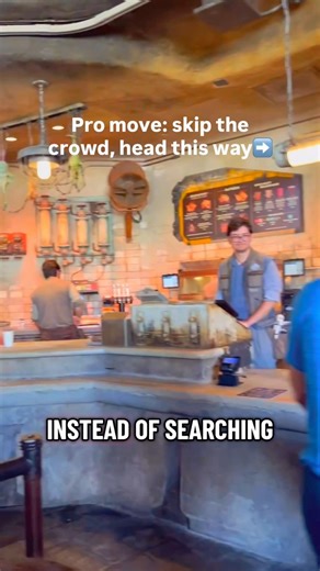 🚨 Hidden seating tip at Disney’s Hollywood Studios! 🚨 Ronto Roasters might be packed…but Docking Bay 7 is right next door with seating AND its own menu. Perfect for families looking for a quick bite space to sit down. #DisneyWorld #HollywoodStudios #StarWarsGalaxyEdge #TravelTips #FamilyTravel #DisneyDining #DisneyPlanning #MarvelousMouseTravels | Marvelous Mouse Travels