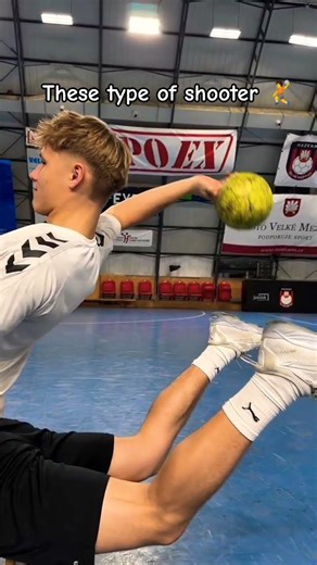 these type of shooter?🤾#ytshortfeed#viralgame#handballpic
