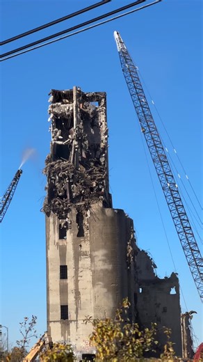 Joe Elkin | Damen Silos finally falling | Instagram