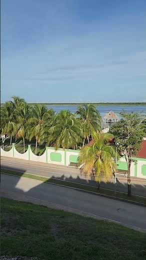 Bacalar: The Lagoon of Seven Colors 🇲🇽 El paraíso existe #shorts #bacalar #mexico