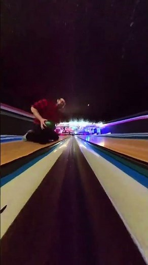 This is insane #bowling #sports #shorts