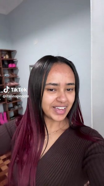 I Look Good: A Fun Self-Confidence Moment