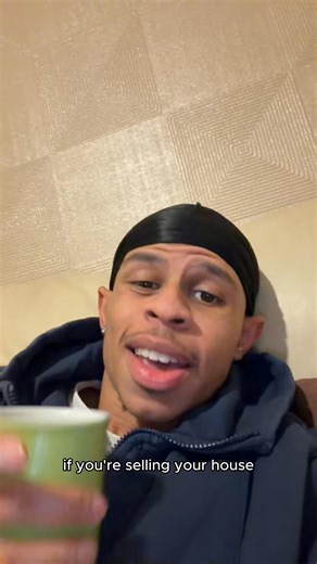 Selling your house and want to maximise the money you get? Purplebricks charge one fixed fee and no commission, unlike highstreet estate agents. This can save you THOUSANDS ££! Book your free valuation today! | Purplebricks