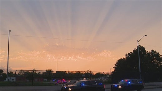 Michigan State Police trooper shot, suspect killed on Detroit overpass