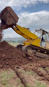 Classic rear engined JCB track loader at Welland 2024 | Awesome Earthmovers