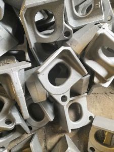 [Hot Item] China Foundry Cast Steel Gray Iron Ductile Iron Shell Mold Sand Casting for Auto Parts