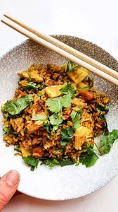 3.9K views · 16 reactions | Still making your way through that leg of ham? Why not use it up in tropical fried rice! Check out @wholesomecook simple recipe and let us know if you try it   | KEEN'S | Facebook